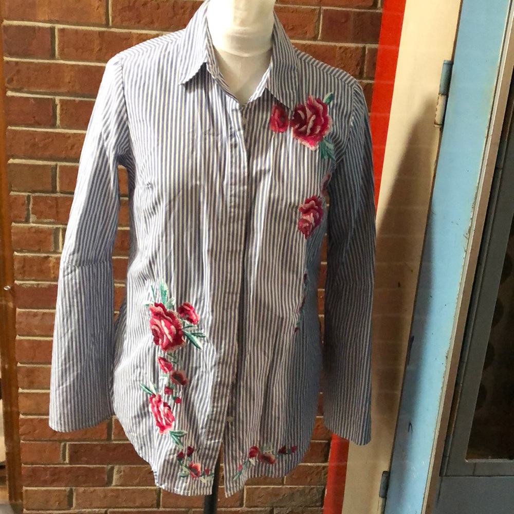 Merona chambray stripe embroidered blouse